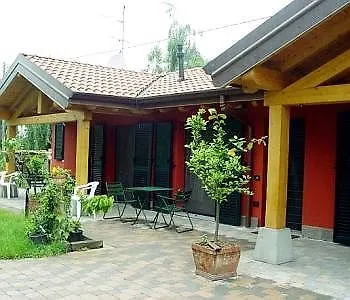 Le Rondini Apartment *