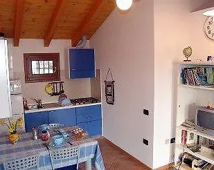 Le Rondini Apartment *